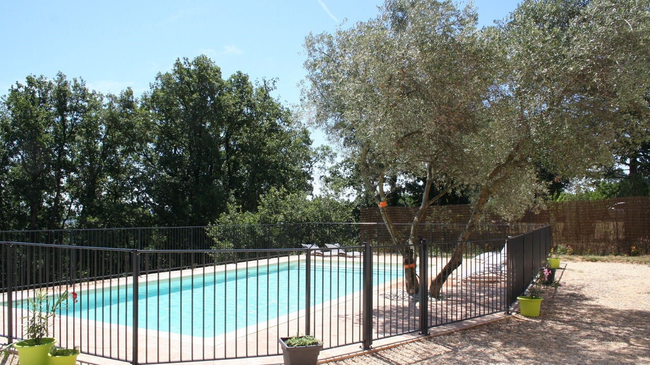 Photo of Outdoor in Saint-Julien-de-Peyrolas