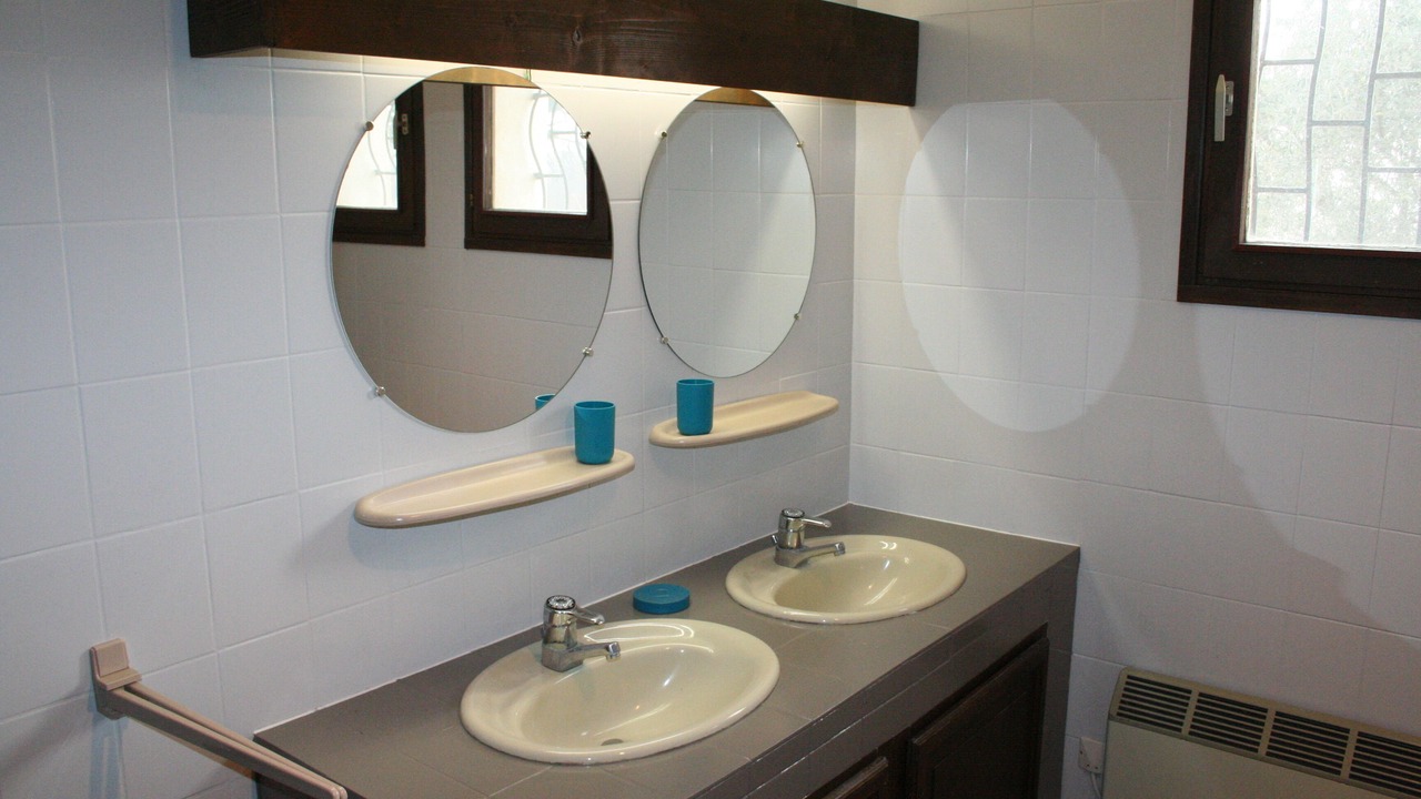 Photo of Bathroom in Saint-Julien-de-Peyrolas
