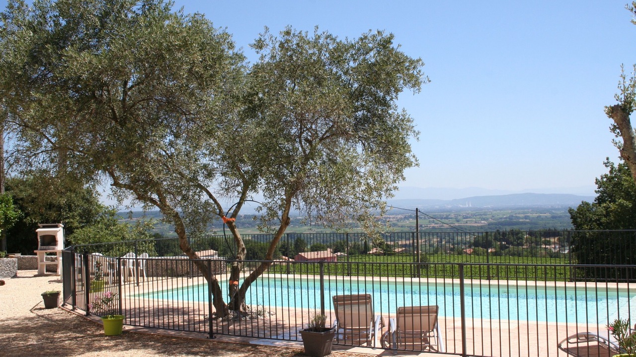 Photo of Outdoor in Saint-Julien-de-Peyrolas