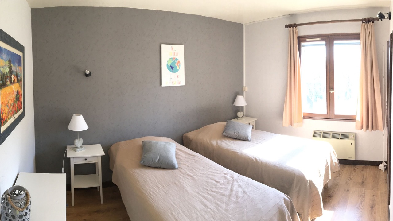 Photo of Bedroom in Saint-Julien-de-Peyrolas