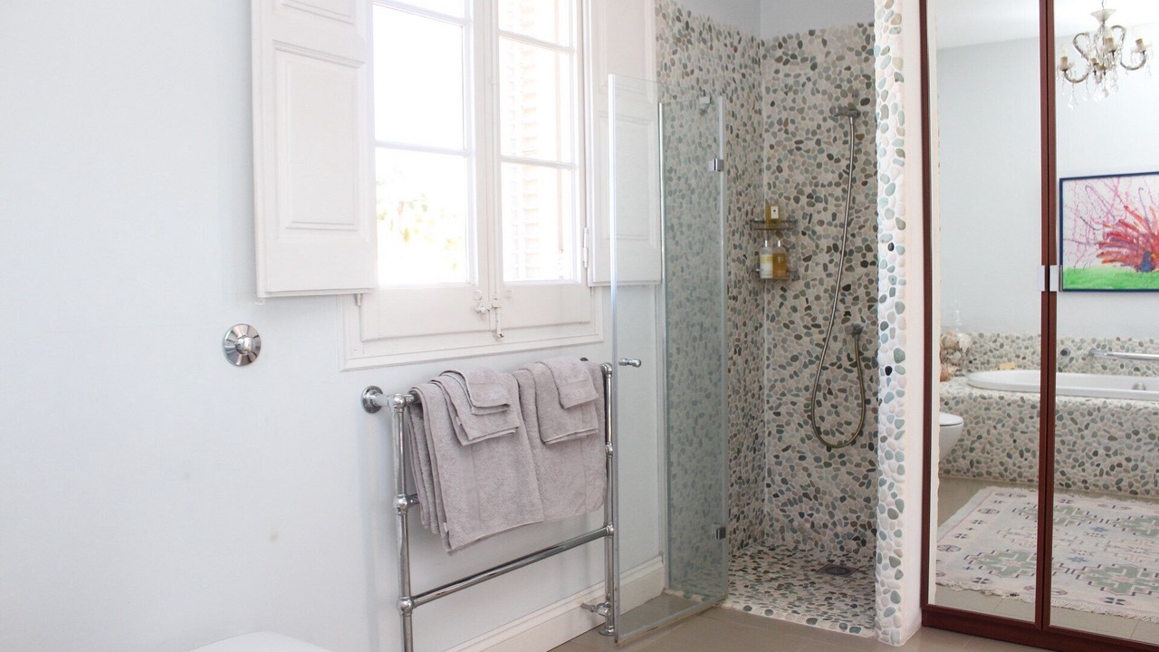 Photo of Bathroom in Passeig Maritim