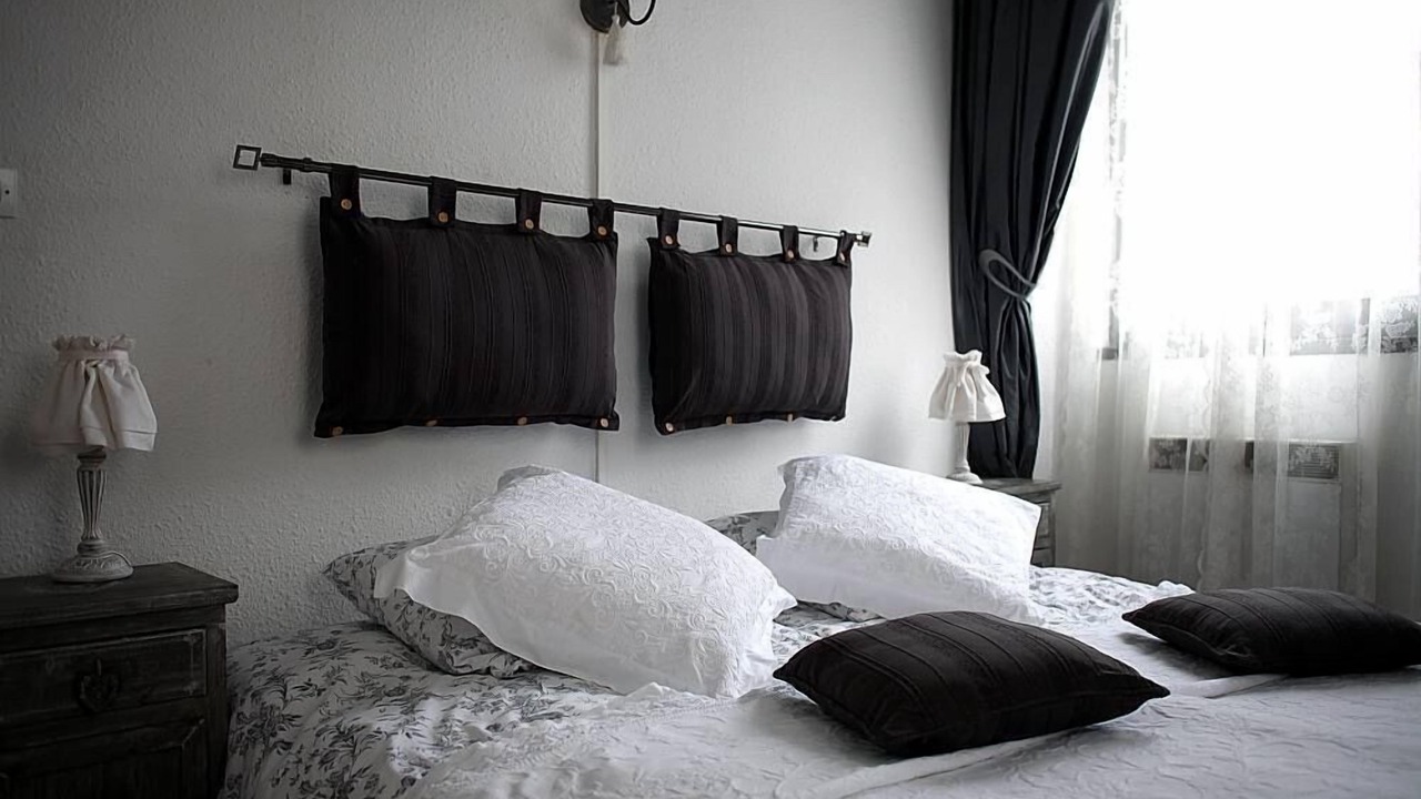 Photo of Bedroom in Opera