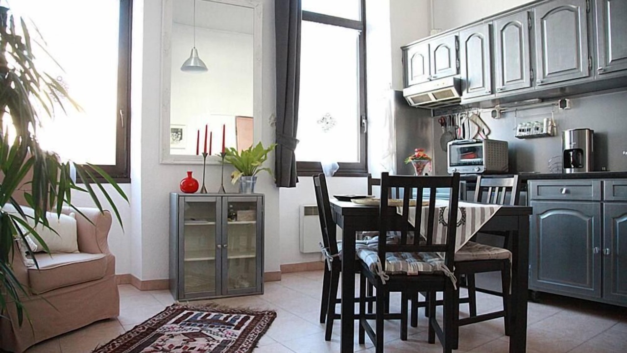 Photo of Bathroom in Opera