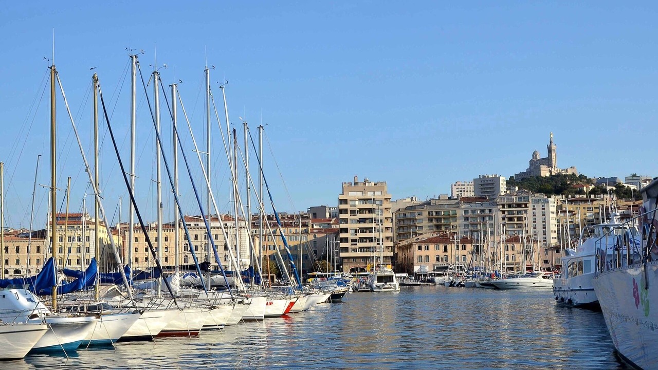 Photo of Others in Opera