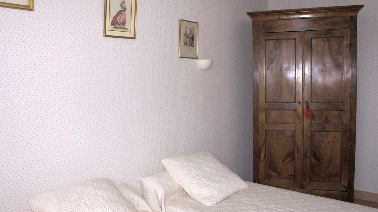 Photo of Bedroom in Villenave