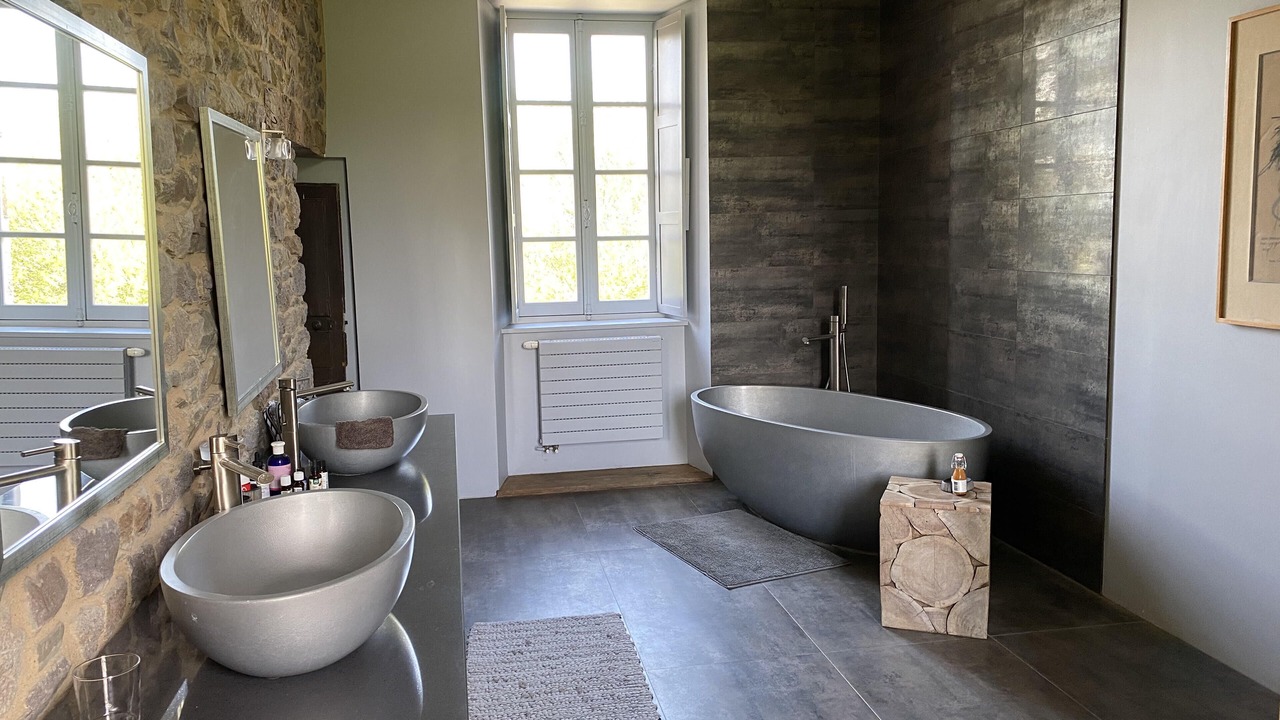 Photo of Bathroom in Clecy