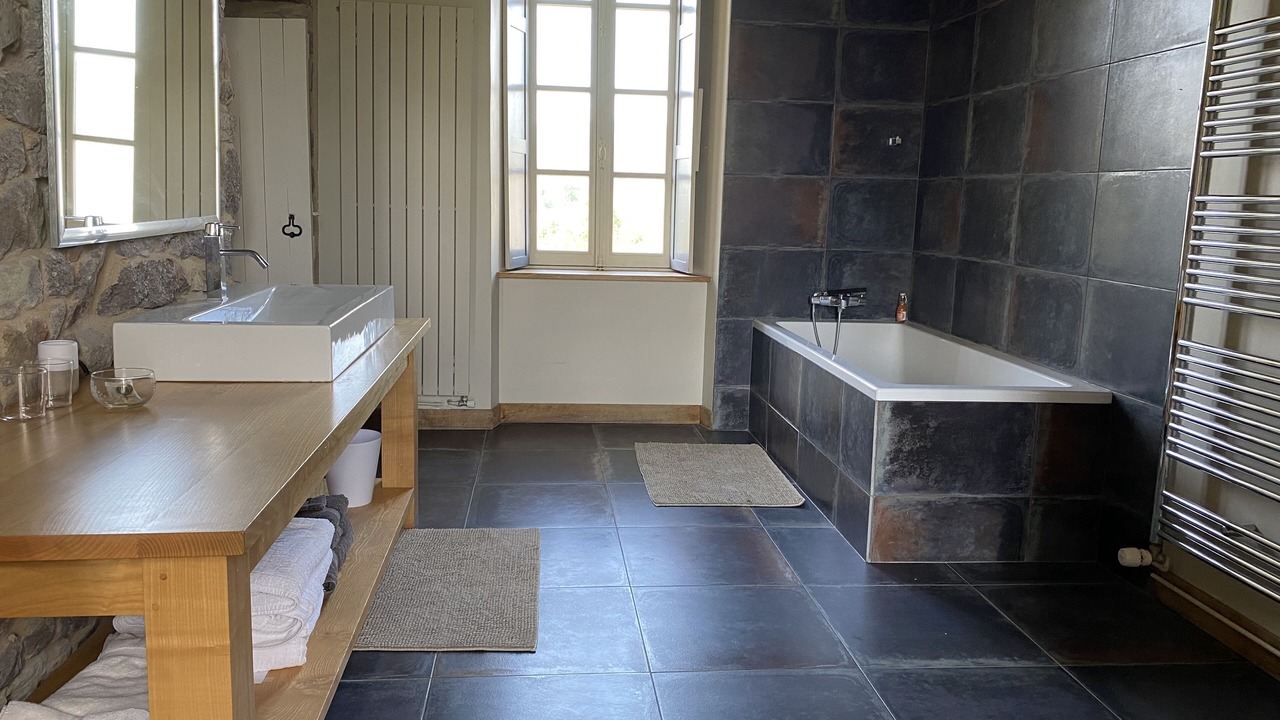 Photo of Bathroom in Clecy