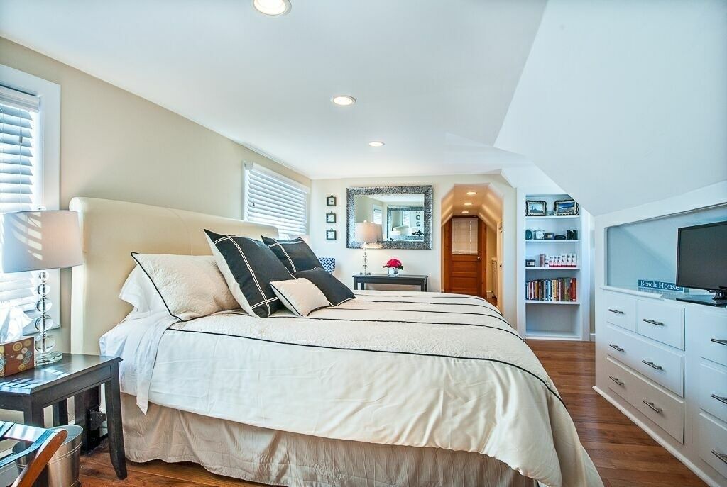 Photo of Bedroom in Commercial Street