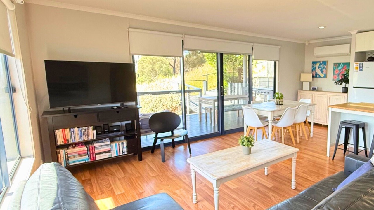 Photo of Livingroom in Encounter Bay