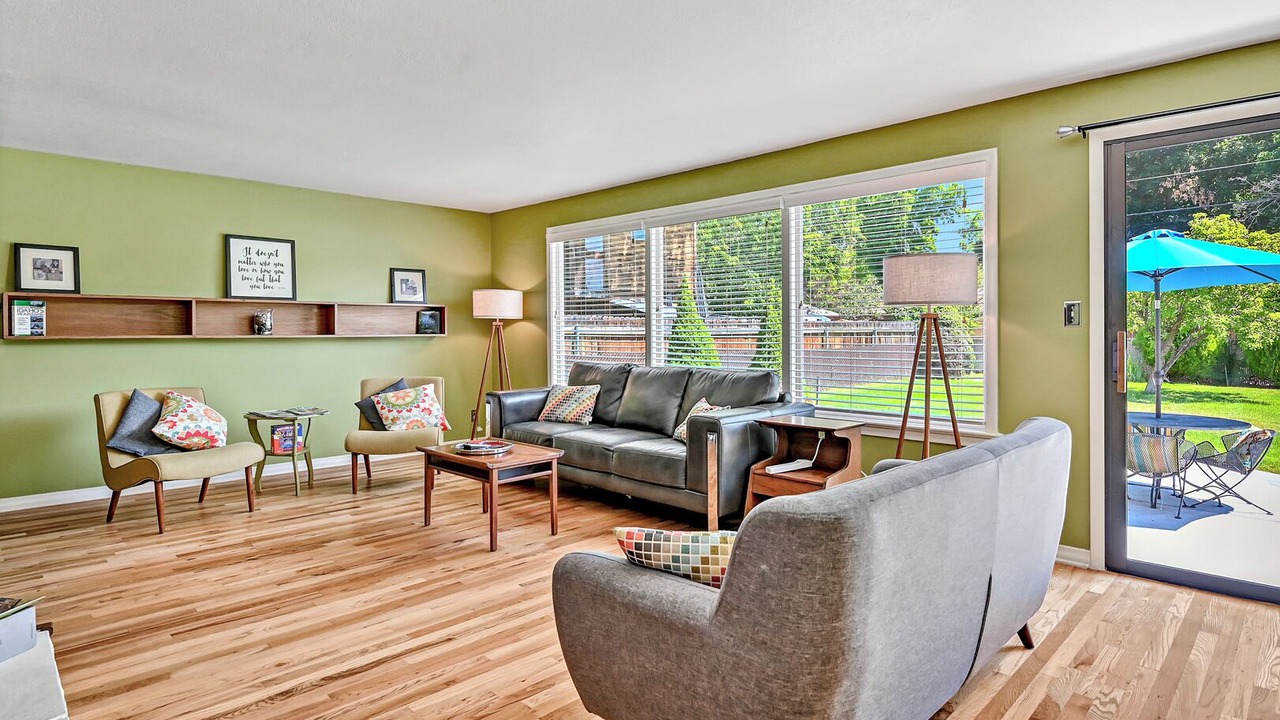 Photo of Livingroom in Winstead Park