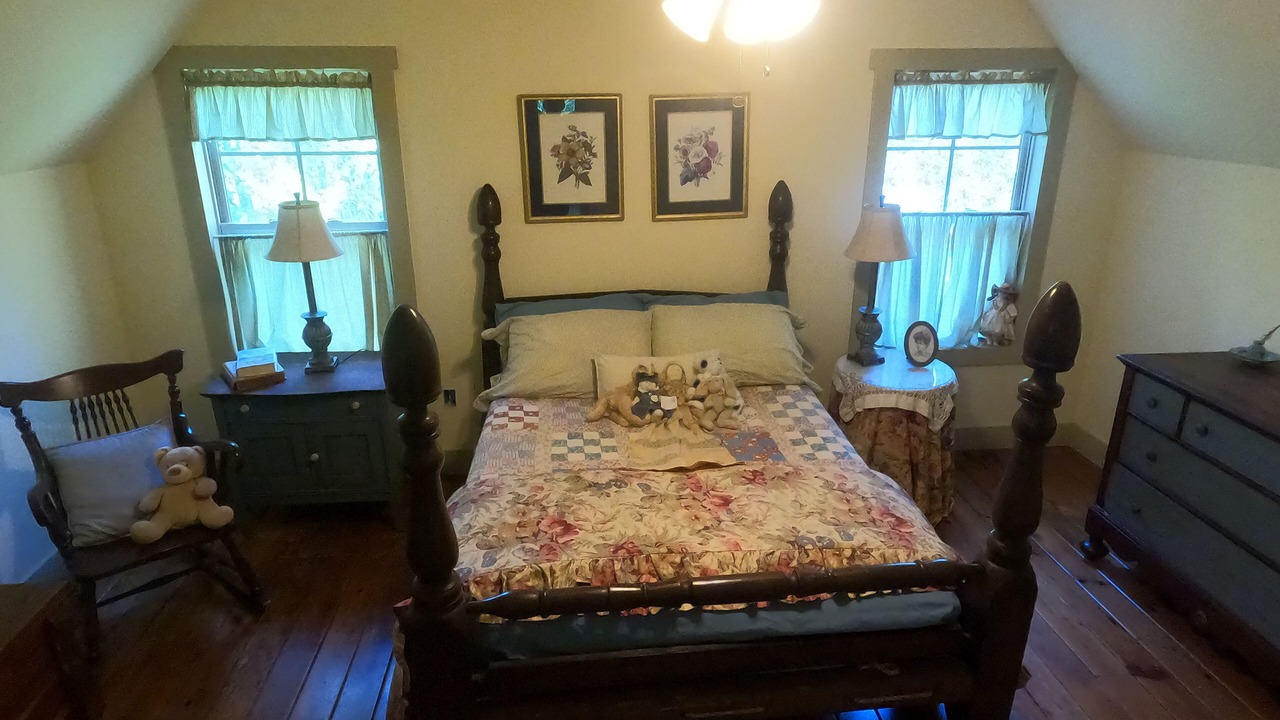 Photo of Bedroom in Wedowee