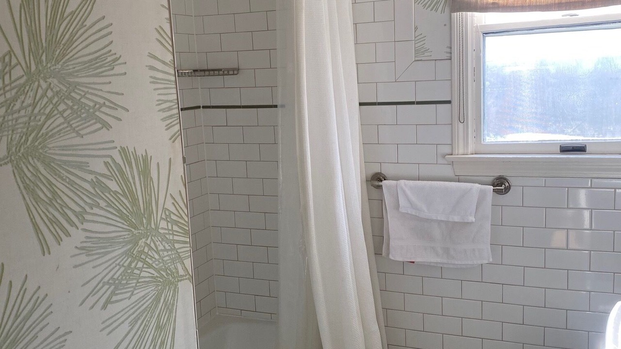 Photo of Bathroom in Middlefield