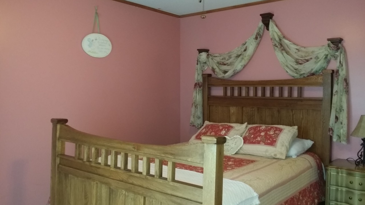 Photo of Bedroom in North Lake George