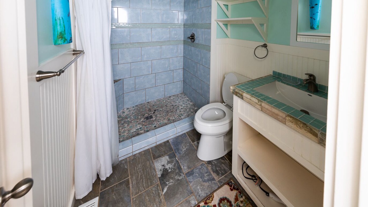 Photo of Bathroom in Southern Shores