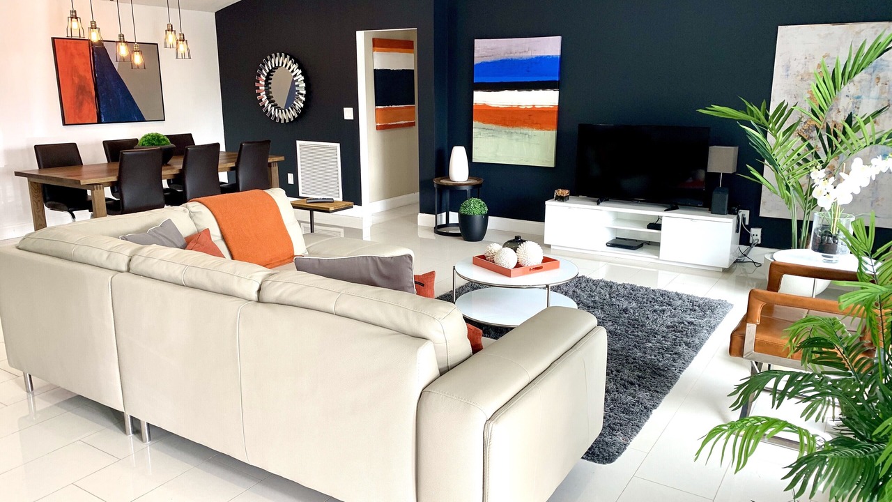 Photo of Livingroom in Coral Heights