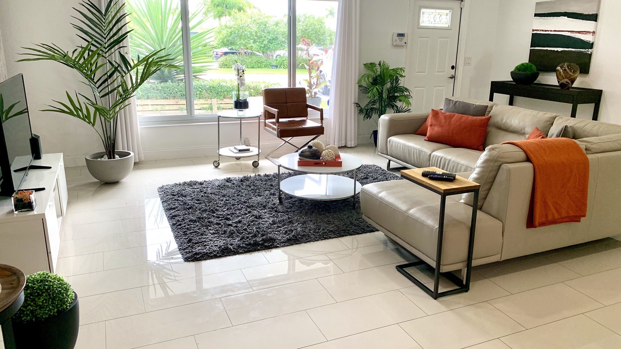 Photo of Livingroom in Coral Heights