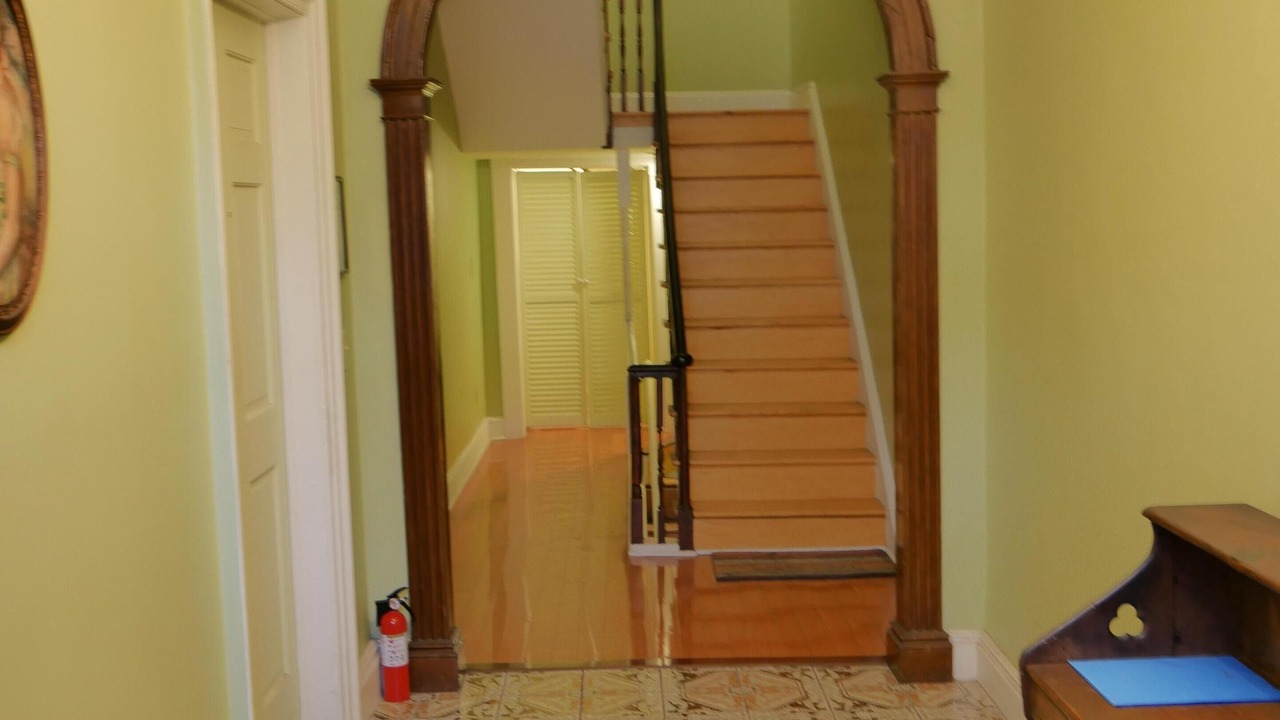 Photo of Others in Albany