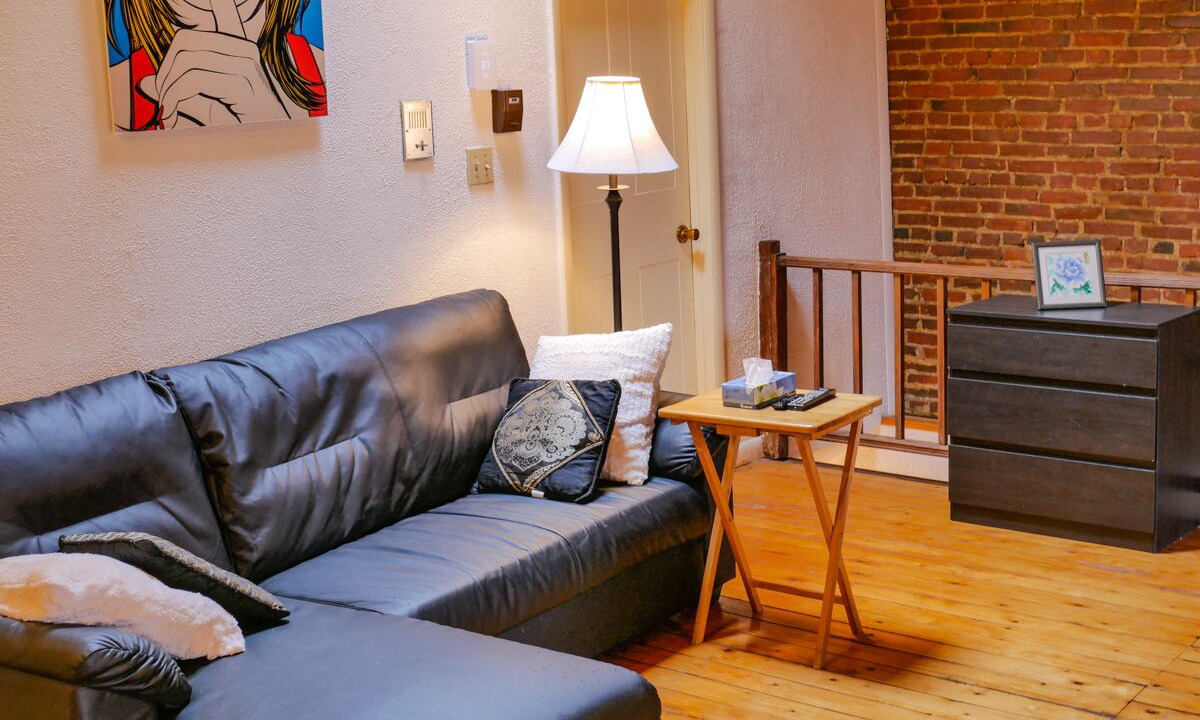 Photo of Livingroom in Albany