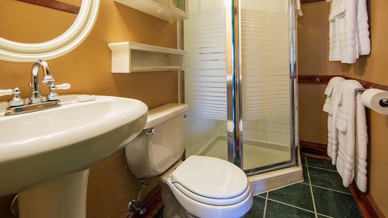Photo of Bathroom in Croftville