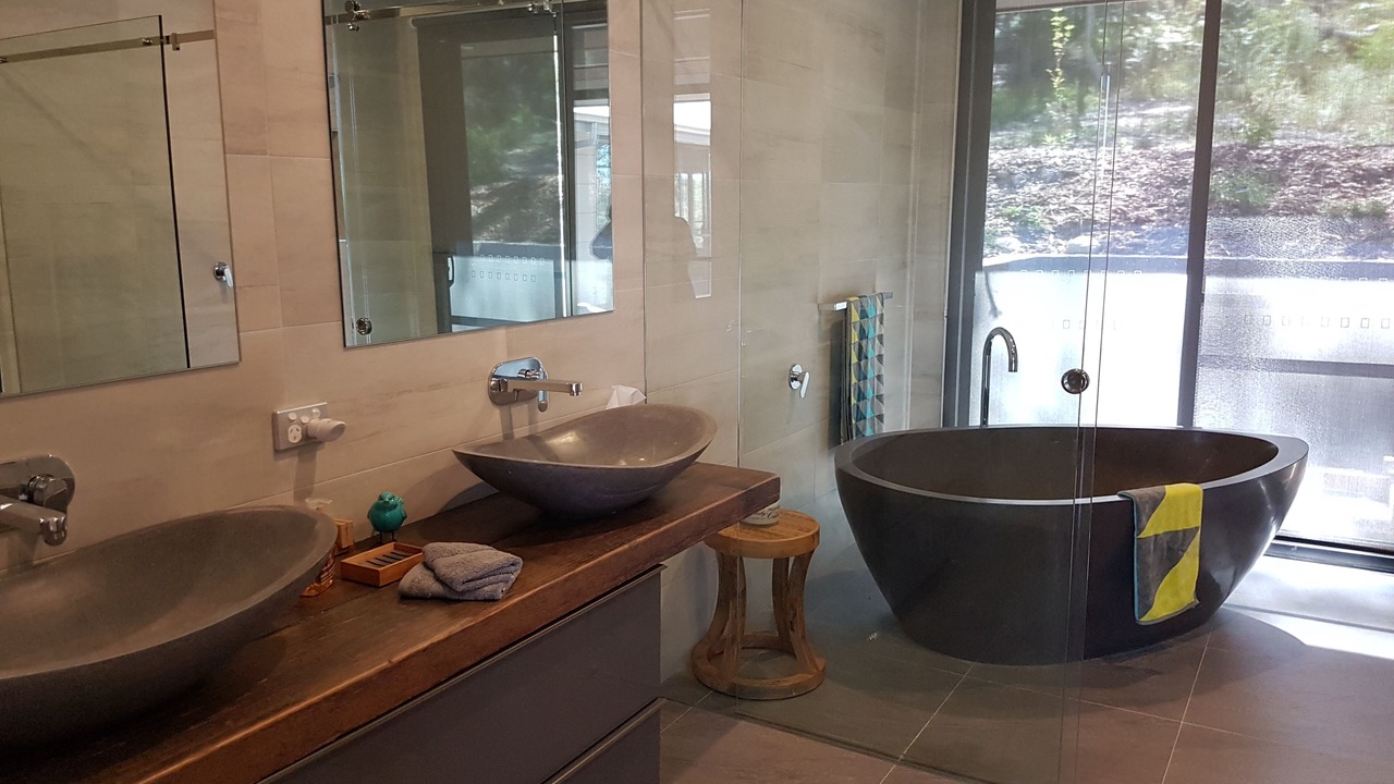 Photo of Bathroom in Berrilee