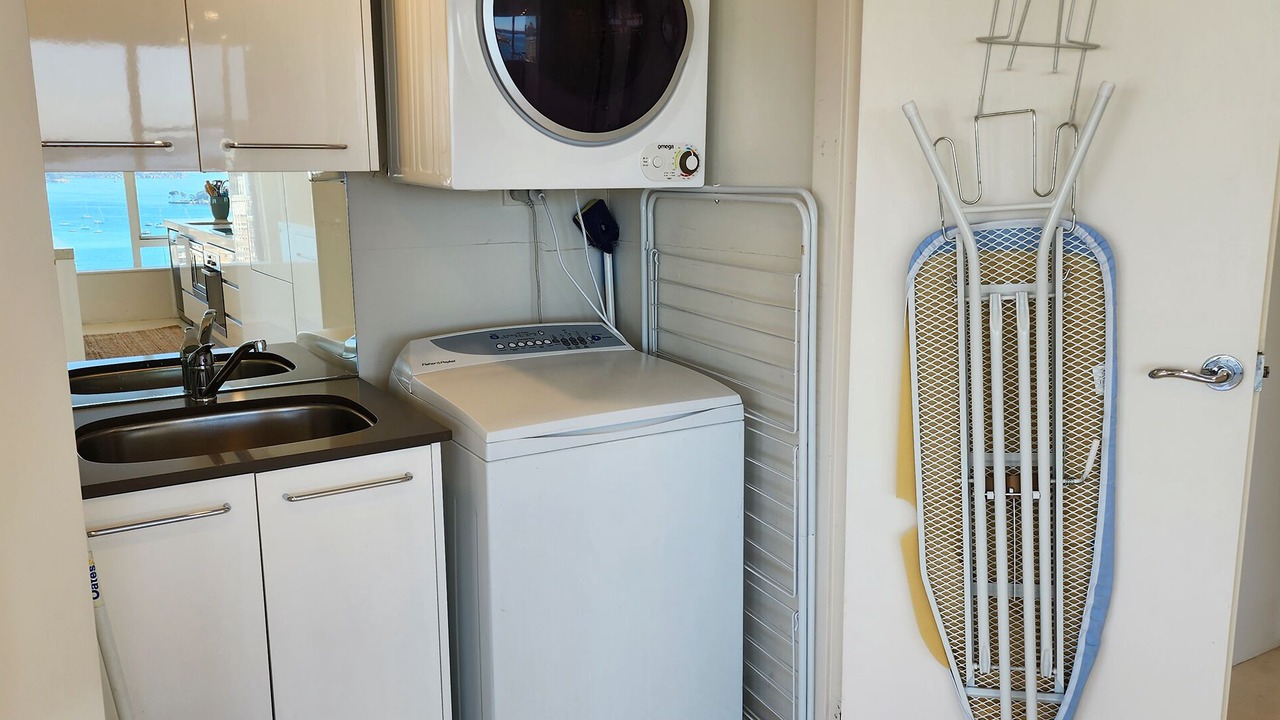 Photo of Others in Elizabeth Bay