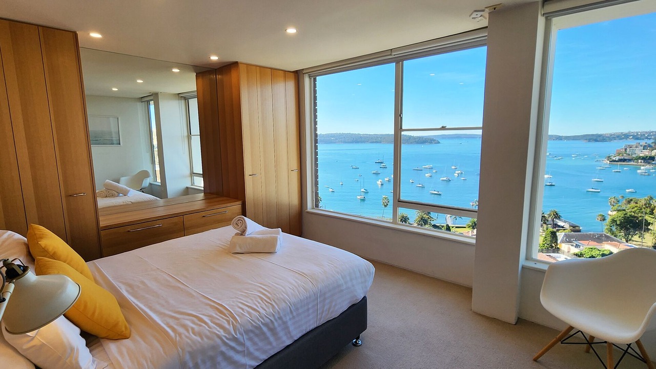 Photo of Others in Elizabeth Bay