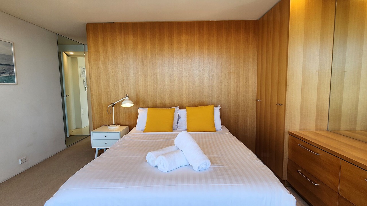 Photo of Others in Elizabeth Bay