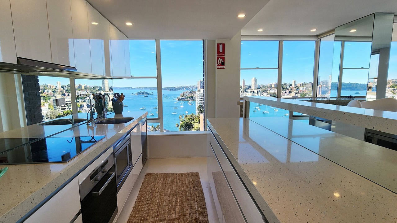 Photo of Others in Elizabeth Bay