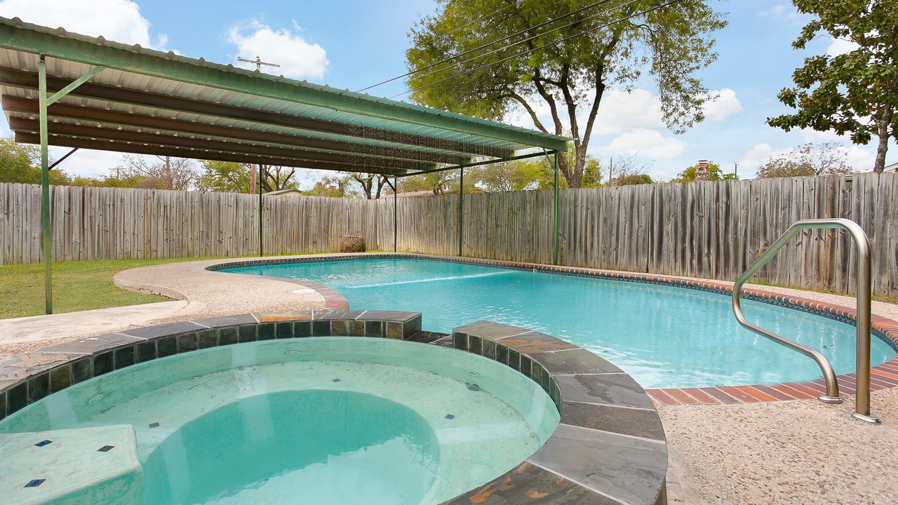 Photo of Outdoor in North San Antonio - SAT