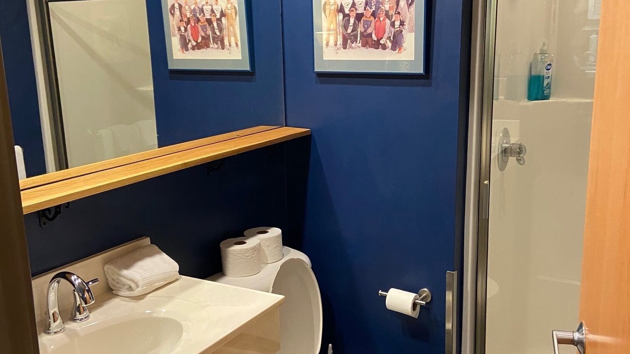 Photo of Bathroom in Edray