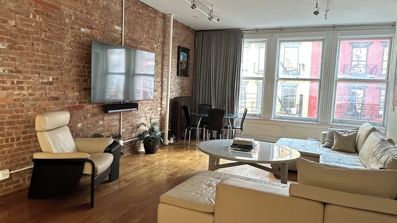 Photo of Livingroom in SoHo