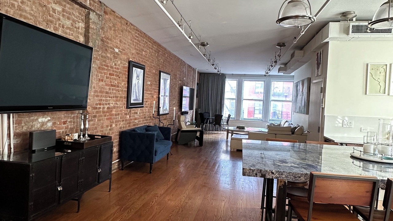 Photo of Livingroom in SoHo