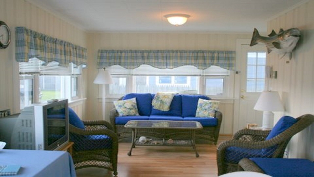 Photo of Livingroom in Eastward Look