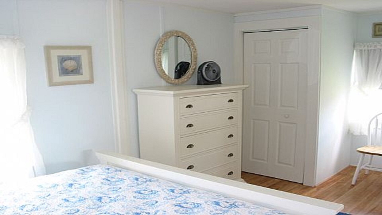 Photo of Others in Eastward Look