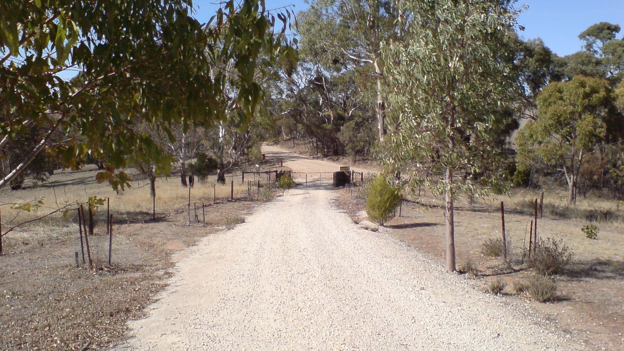 Photo of Outdoor in Emu Flat