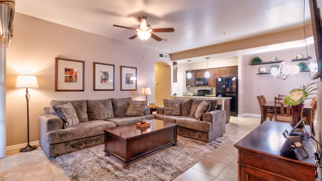 Photo of Livingroom in Parkwood Ranch