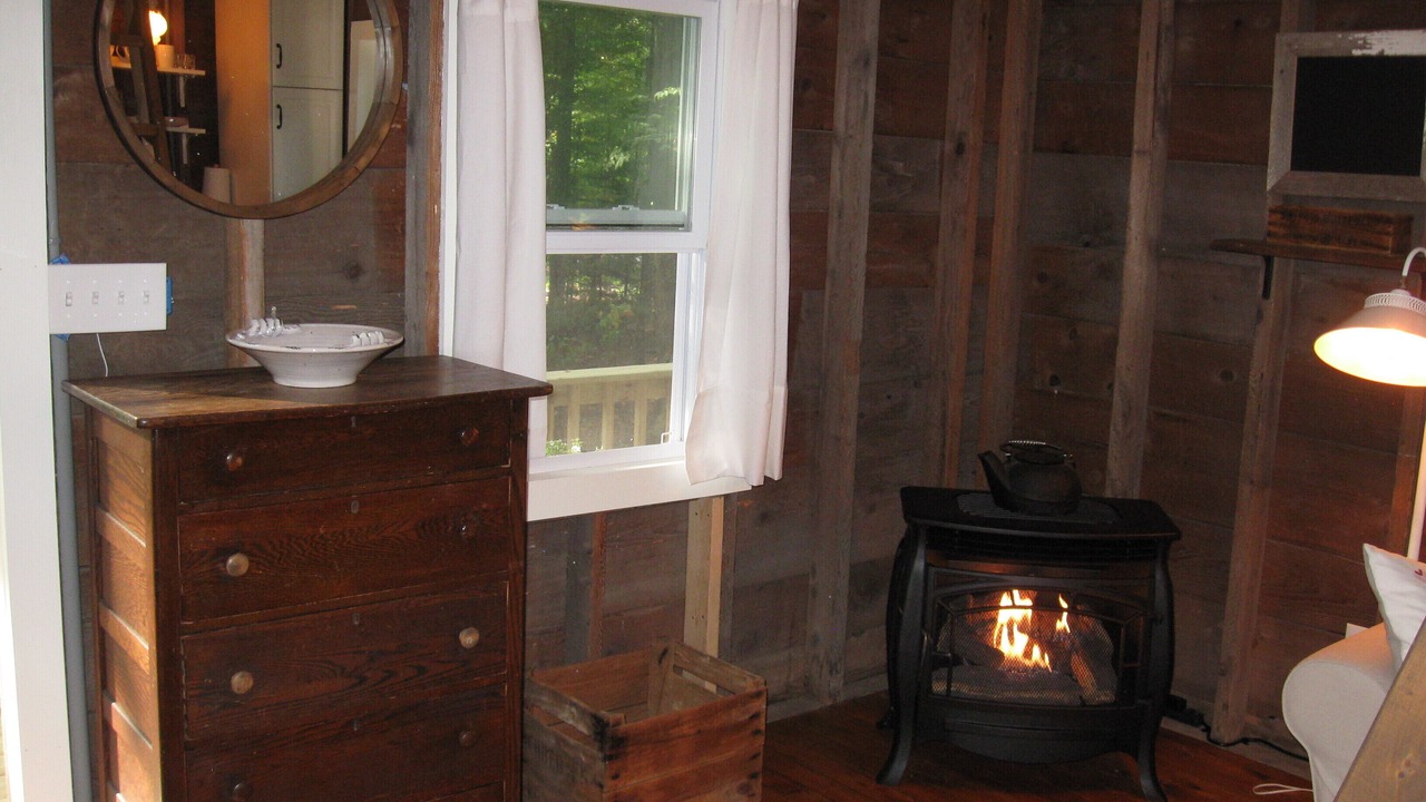 Photo of Livingroom in Suttons Bay