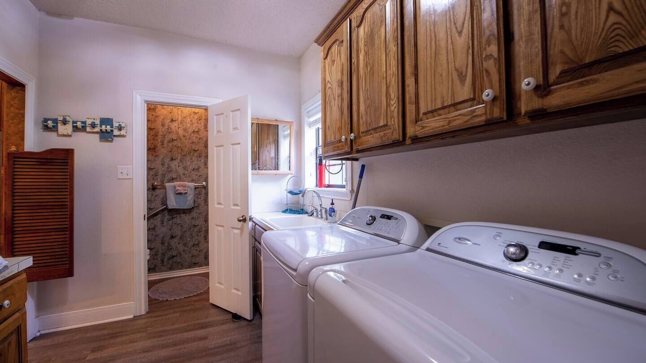 Photo of Bathroom in Yantis