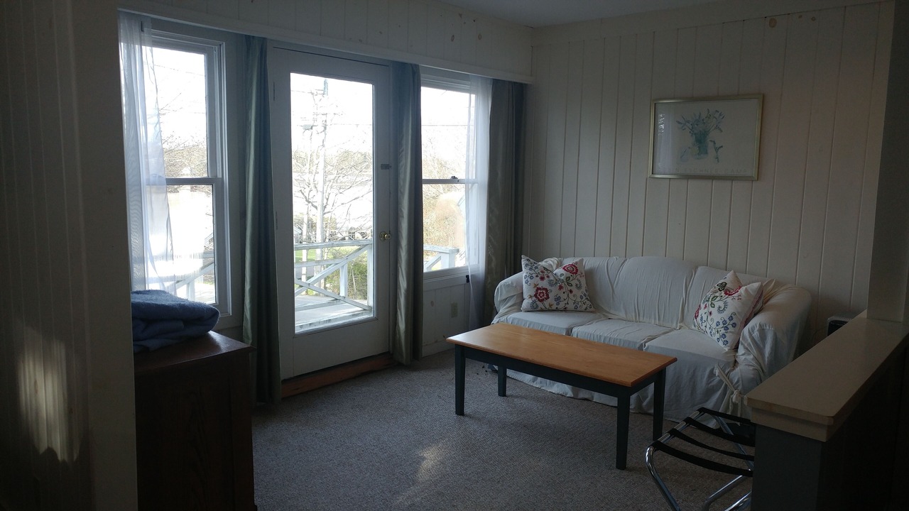 Photo of Livingroom in Friendship