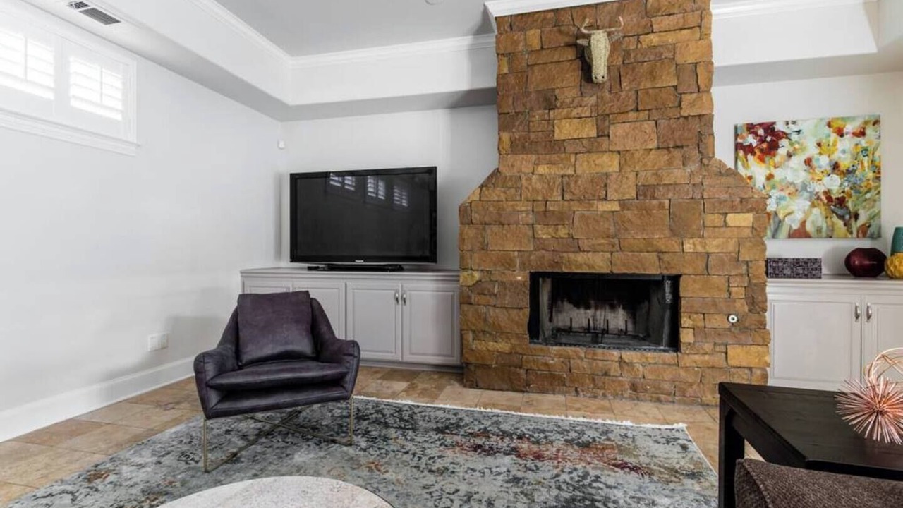 Photo of Livingroom in Lower Greenville