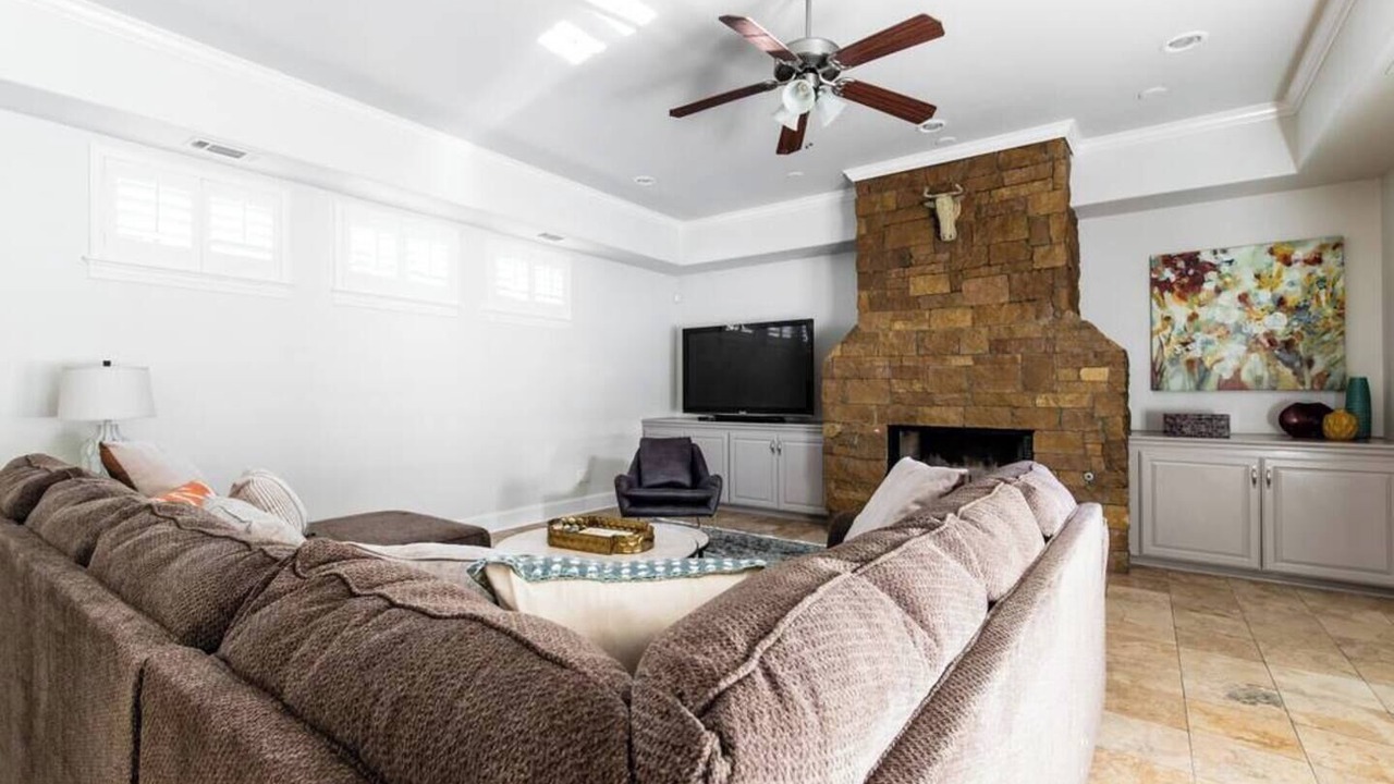 Photo of Livingroom in Lower Greenville