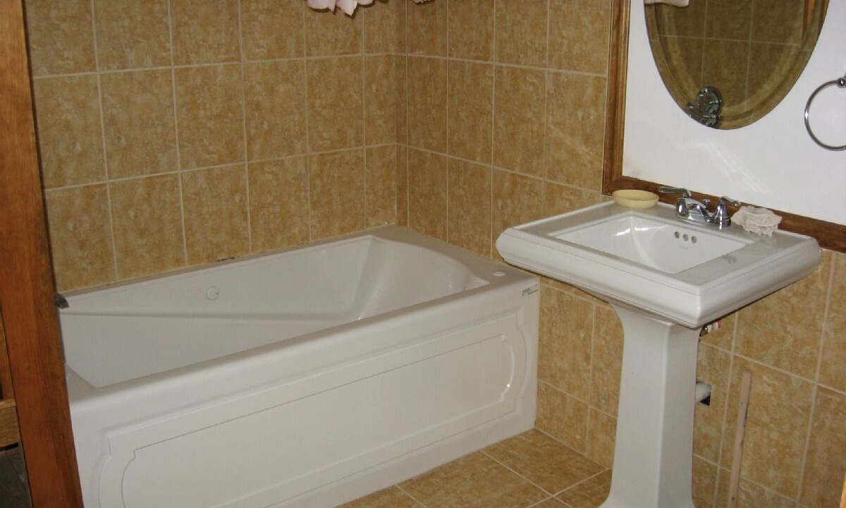 Photo of Bathroom in Mount Vision