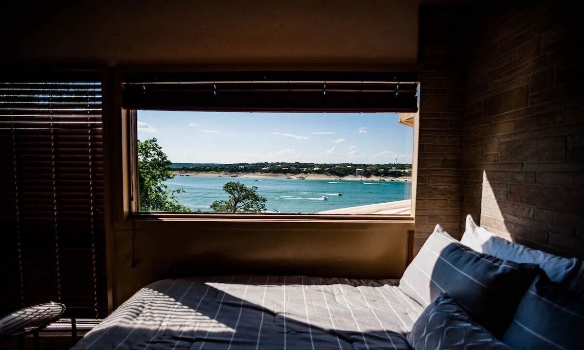 Photo of Bedroom in Lakeway
