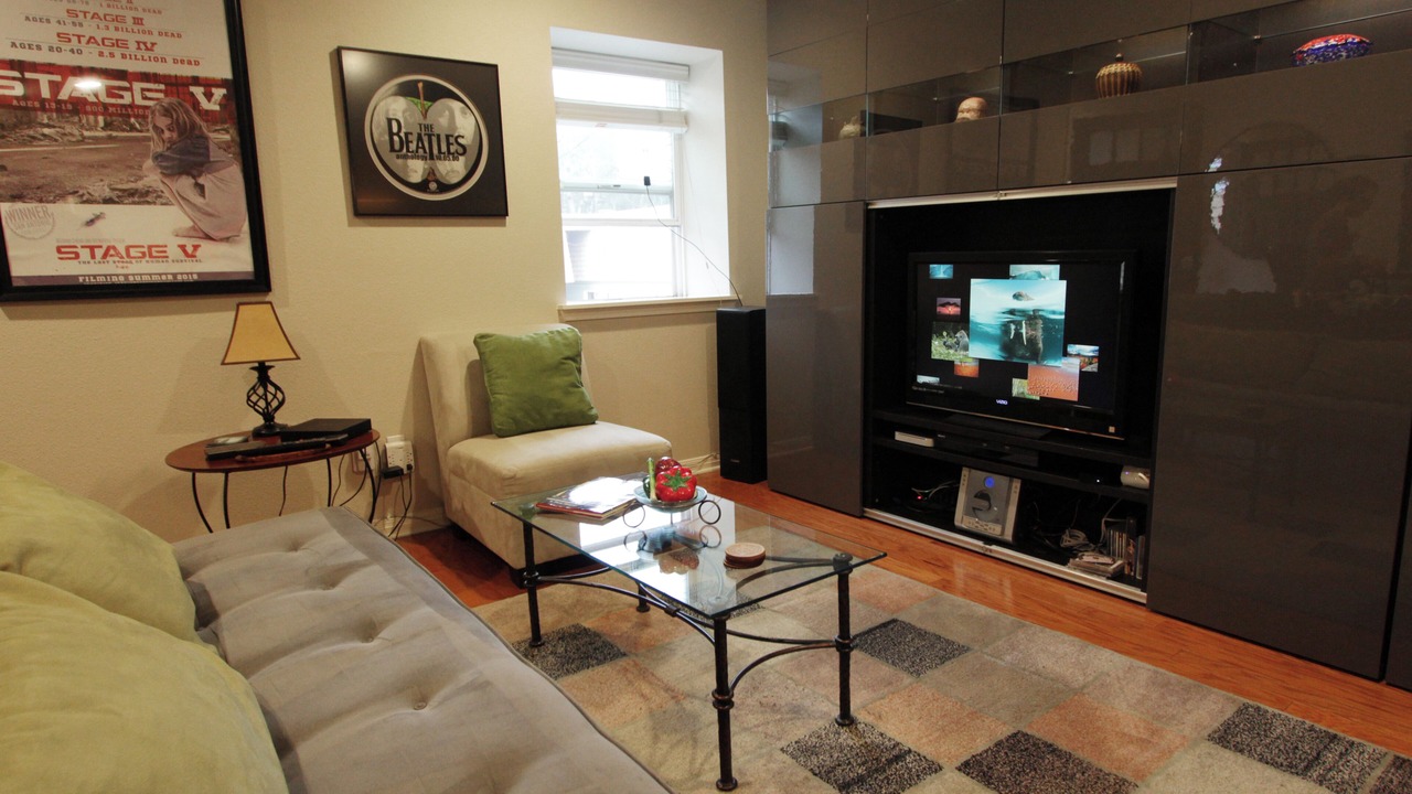 Photo of Livingroom in Travis Heights