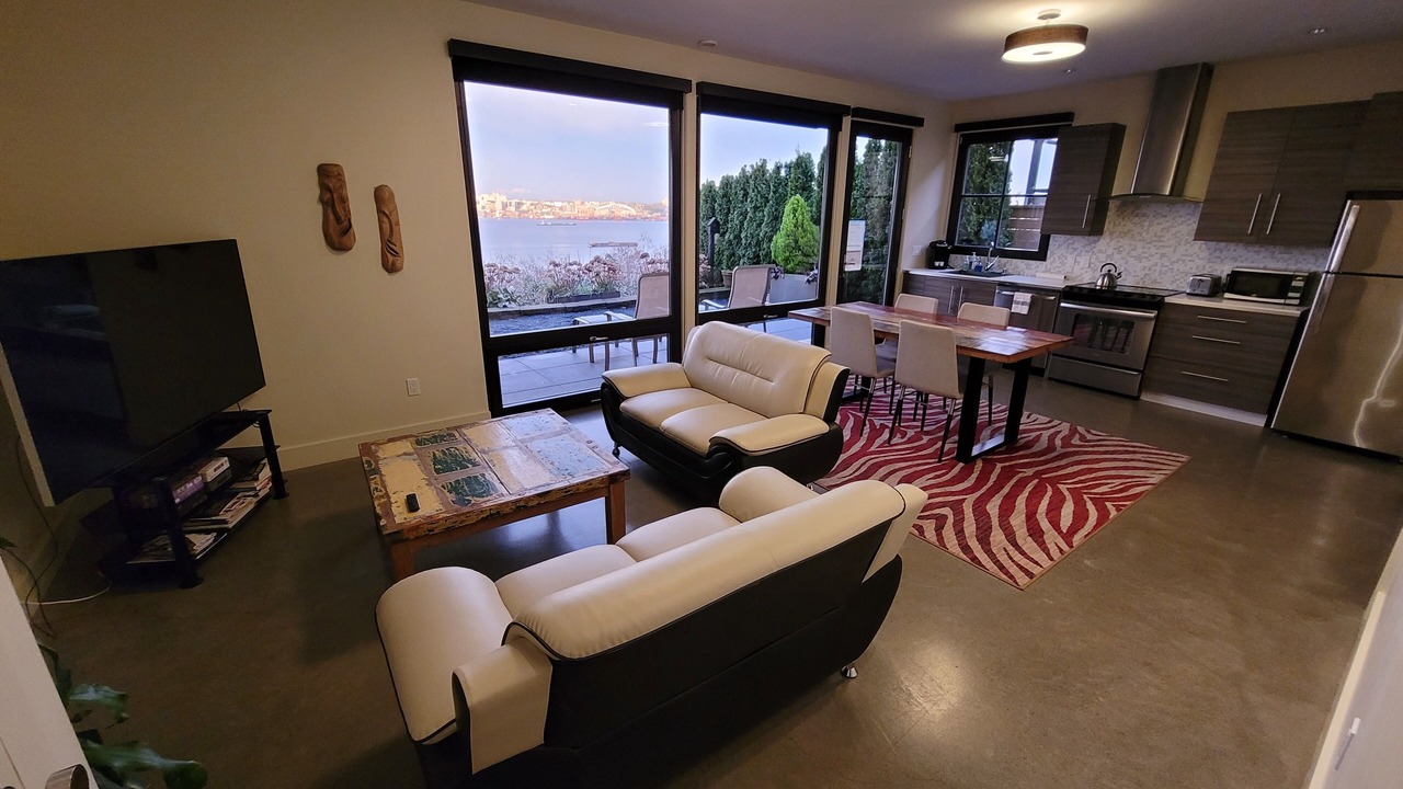 Photo of Others in North Admiral