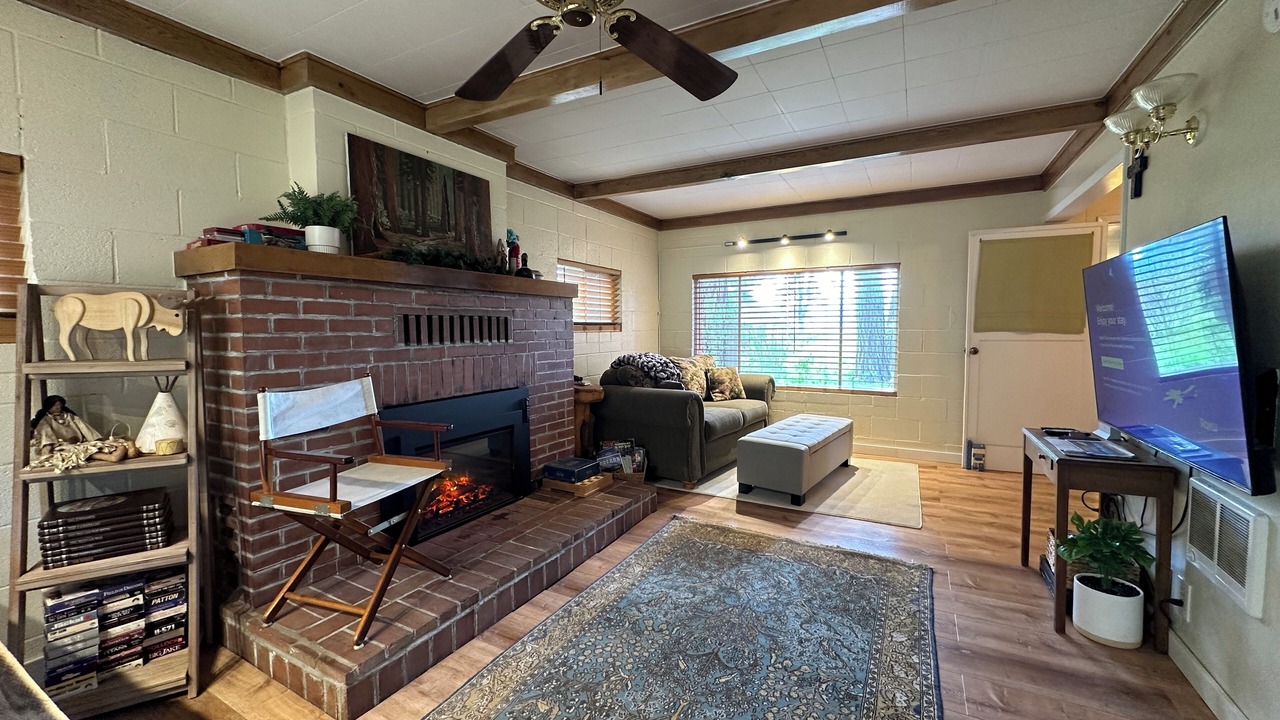 Photo of Livingroom in Chiloquin