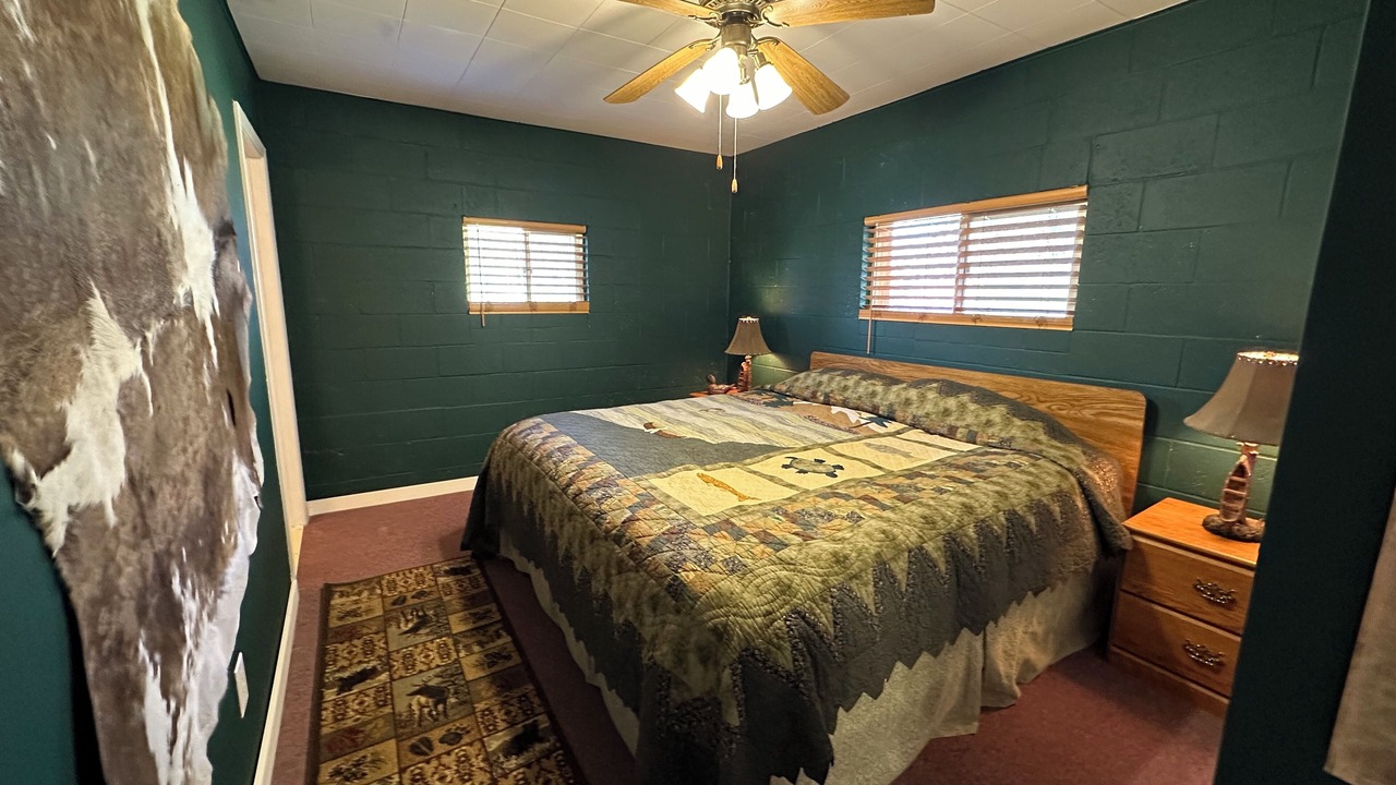 Photo of Bedroom in Chiloquin