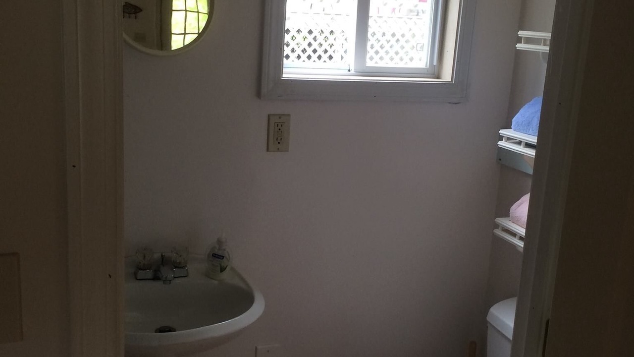Photo of Bathroom in Peaks Island