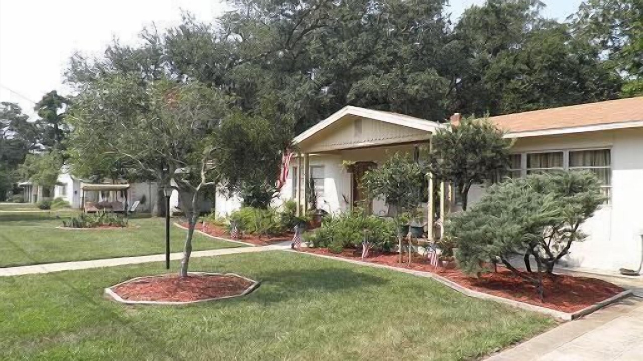 Photo of Others in Elizabeth Mcbrides Raulersons