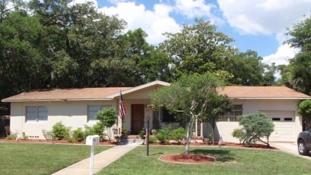 Photo of Others in Elizabeth Mcbrides Raulersons